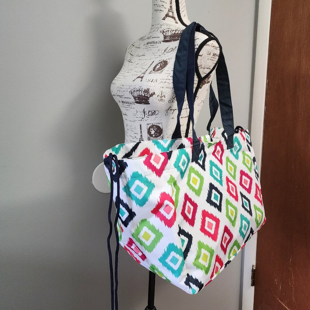 EUC Thirty-One Soft Utility Tote, Candy Corners